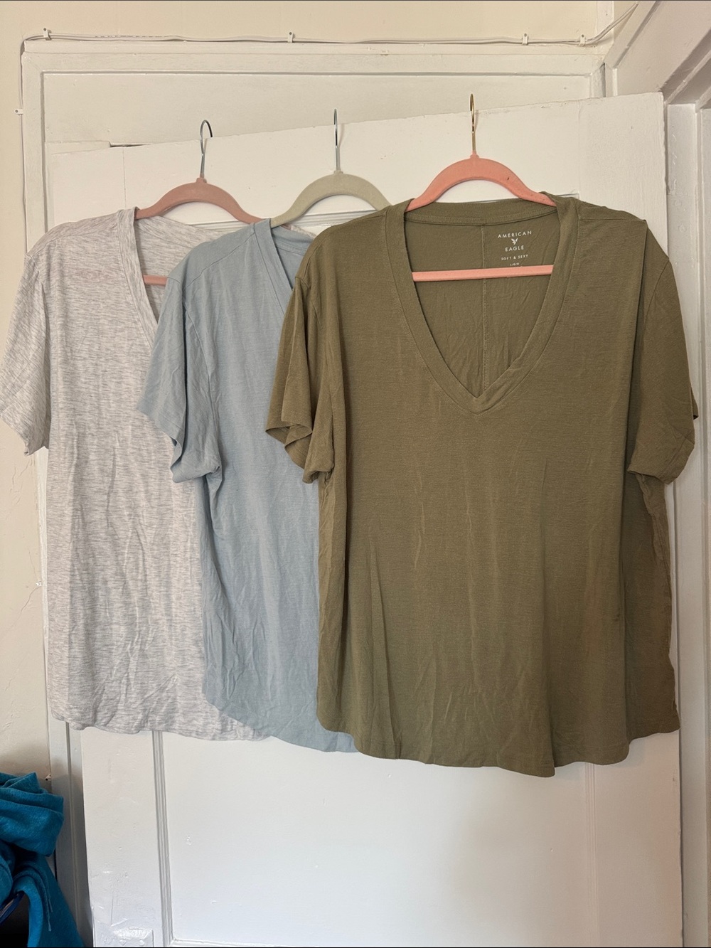 American Eagle Outfitters Set of 8 Tees (Short & Long Sleeved)